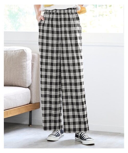 nissen（ニッセン）の「大きいサイズ　セミワイドイージーパンツ（ゆったりヒップ）（パンツ・レディース・モカ系/黒系・L/LL/3L/4L/5L/6L/8L/10L）」の11枚目の写真