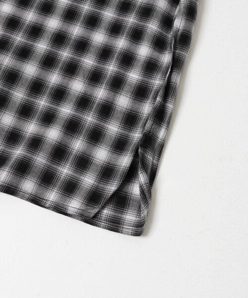 URBAN RESEARCH DOORS（アーバンリサーチドアーズ）の「FORK&SPOON　コットンレーヨンチェックシャツ（シャツ/ブラウス・レディース・OFFｘBLK/CCLｘBRN・1）」の13枚目の写真