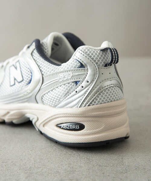 URBAN RESEARCH DOORS(アーバンリサーチドアーズ)の「NEW BALANCE MR530KA(スニーカー・メンズ・S.METALLIC・26/26.5/27/27.5/28)」の4枚目の写真