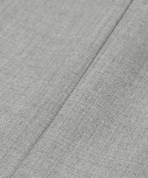 ROPE'（ロペ）の「裏起毛ペプラムブラウス/セットアップ対応（シャツ/ブラウス・レディース・グレー/ブラック/オフホワイト・38）」の19枚目の写真