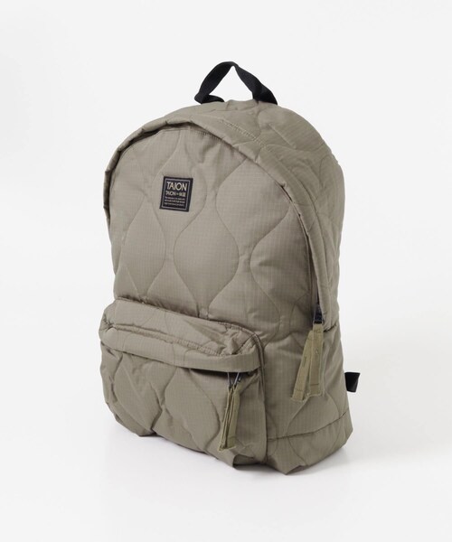 ITEMS URBANRESEARCH（アイテムズ アーバンリサーチ）の「TAION　Military Down Back Pack（バックパック/リュック・メンズ・BLK/D.KHK/PAINT CAMO・-）」の15枚目の写真