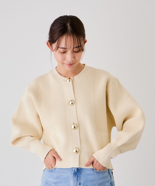 Jayro(ジャイロ)の「ビッグ釦柄切替バルーンカーディガン(カーディガン/ボレロ・レディース・ブラック/オフホワイト/オレンジ・F)」の13枚目の写真