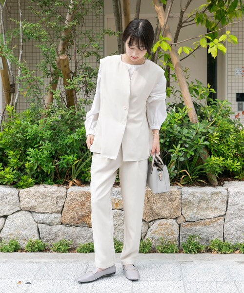ITEMS URBANRESEARCH（アイテムズ アーバンリサーチ）の「『イージーケア』フレアトップス×パンツセット（セットアップ・レディース・BLK/L.BEG・FREE）」の18枚目の写真