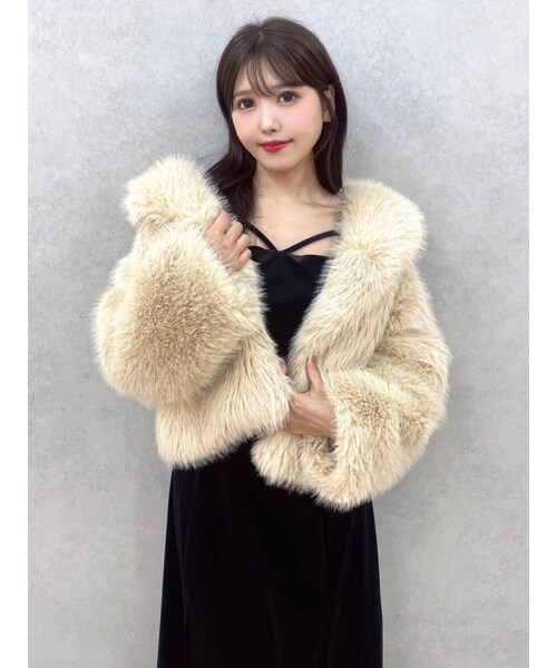 EATME（イートミー）の「ビッグシルエットフェイクファーコート（その他アウター・レディース・オフホワイト/ブラック/ベージュ・F）」の18枚目の写真