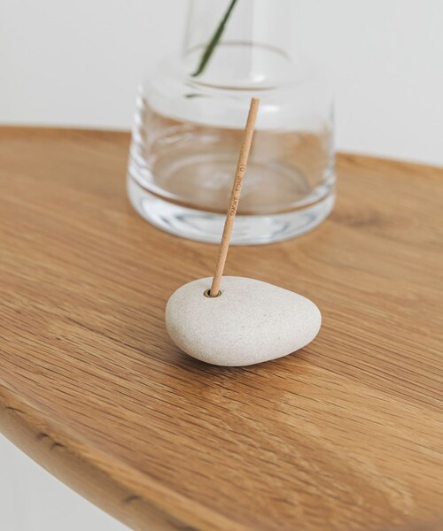 URBAN RESEARCH DOORS（アーバンリサーチドアーズ）の「noun　Clay Incense holder（インテリア雑貨・メンズ・アイボリー/グレー・-）」の4枚目の写真