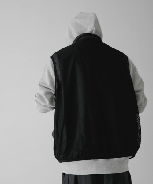 URBAN RESEARCH（アーバンリサーチ）の「DAIWA PIER39　REVERSIBLE WIND SHIELD VEST（テーラードジャケット・メンズ・NAVY/BLACK/BEIGE・S/M/L/XL）」の7枚目の写真