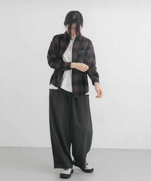 EKAL（エカル）の「製品染オンブレーチェックシャツ（シャツ/ブラウス・レディース・グレージュ/ブラウン・one）」の8枚目の写真