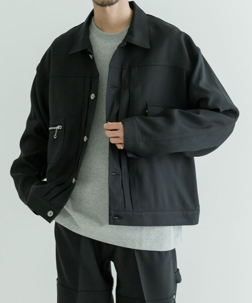 URBAN RESEARCH(アーバンリサーチ)の「DAIRIKU 2Pocket Ployester Jacket(テーラードジャケット・メンズ・BLACK・M/L)」の4枚目の写真