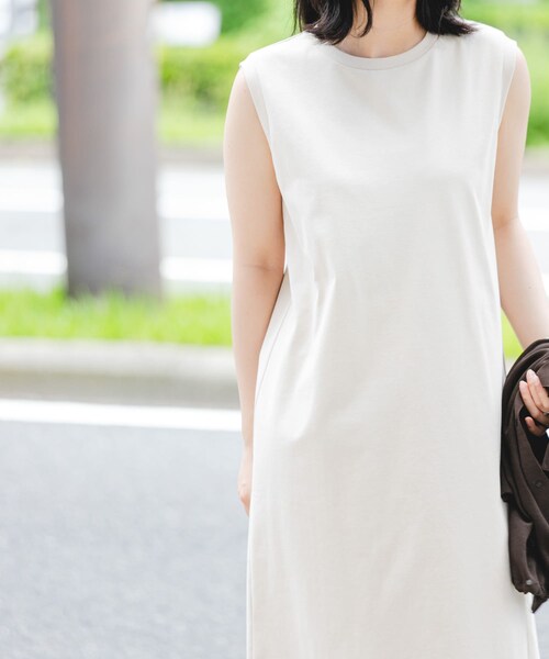 EKAL（エカル）の「『吸水速乾/UVカット』DRY OUT SLEEVLESS ONE-PIECE（ワンピース・レディース・ネイビー/アイボリー/サルチャ/チャコール・FREE）」の7枚目の写真