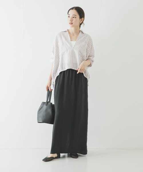 URBAN RESEARCH（アーバンリサーチ）の「キュプラギャザーIラインスカート（スカート・レディース・L.BEIGE/CHARCOAL/BLACK・36/38）」の9枚目の写真