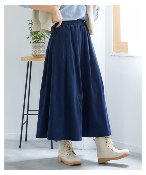 nissen（ニッセン）の「大きいサイズ綿１００%コーデュロイふんわりロング丈スカート（ゆったりヒップ）（スカート・レディース・ネイビー/ライトカーキ/ベージュ・L/LL/3L/4L/5L/6L/8L/10L）」の19枚目の写真