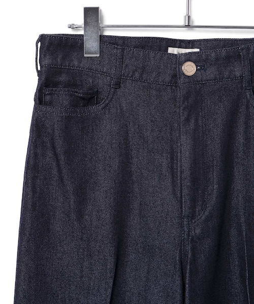 ROPE'（ロペ）の「シルク混リアクティブデニムセンタープレスパンツ（デニムパンツ・レディース・ホワイト/ネイビー・36/38/40）」の11枚目の写真