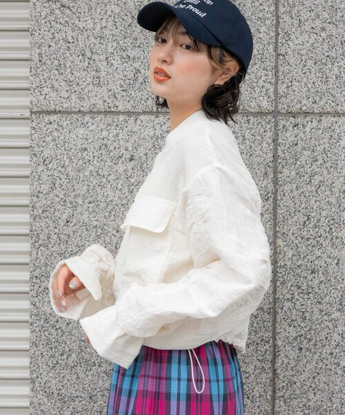 SENSE OF PLACE by URBAN RESEARCH(センスオブプレイスバイアーバンリサーチ)の「ドロストシャーリングシアーブルゾン(ブルゾン・レディース・ORANGE/IVORY/BLACK・one)」の15枚目の写真