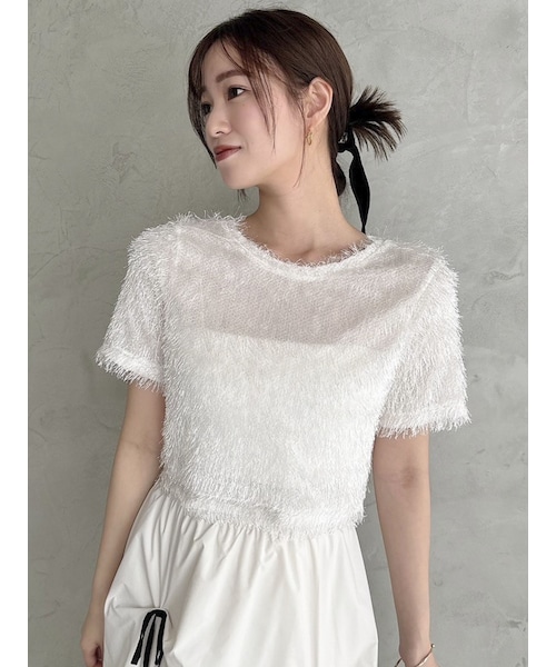 dazzlin（ダズリン）の「コンパクトシャギーリボンカットプルオーバー（Tシャツ/カットソー・レディース・オフホワイト/グレー/チャコールグレー/ブラック/ピンク・F）」の2枚目の写真