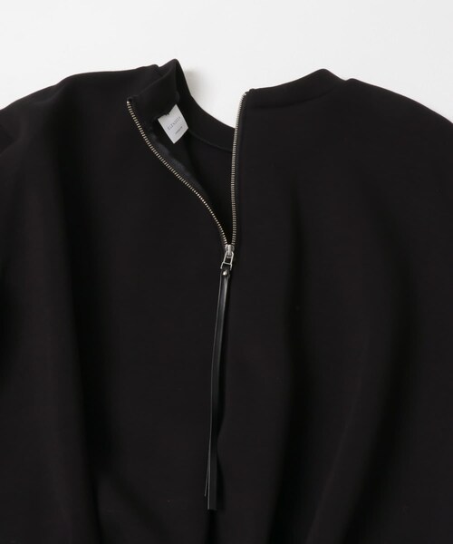 URBAN RESEARCH ROSSO（アーバンリサーチロッソ）の「ELENDEEK　TUCK HEM CROPPED CS（Tシャツ/カットソー・レディース・O.WHT/BLK/GRY・FREE）」の17枚目の写真