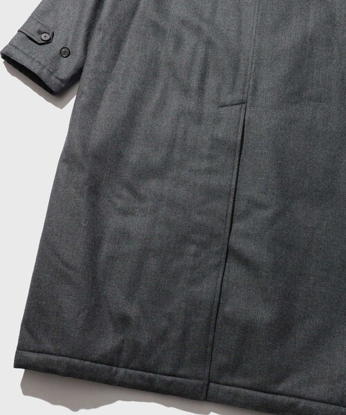ADAM ET ROPE'(アダムエロペ)の「【AURALEE/オーラリー】SUPER LIGHT WOOL PADDED COAT(ダウンジャケット/コート・メンズ・チャコール・3/4)」の12枚目の写真