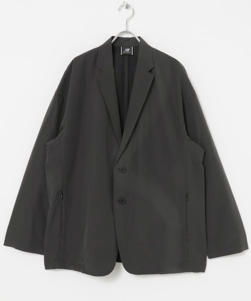 URBAN RESEARCH(アーバンリサーチ)の「NEW BALANCE MET24 Oversize Single Jacket(テーラードジャケット・メンズ・BLK/DOK・M/L/XL)」の1枚目の写真