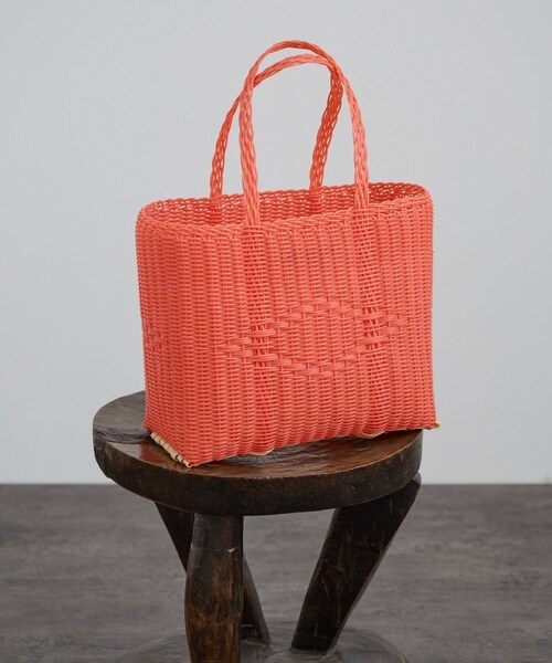 ADAM ET ROPE'（アダムエロペ）の「【J'aDoRe・一部店舗限定】【PALOROSA（パロロサ）】BASKET BASIC SMALL（トートバッグ・レディース・ダークブラウン/ピンク・F）」の18枚目の写真