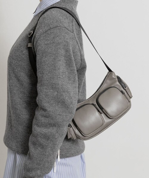 THE GOODLAND MARKET（ザグッドランドマーケット）の「F/CE.　TECH LEATHER TACTICAL SHOULDER（ショルダーバッグ・レディース・BROWN/BLACK・Free）」の2枚目の写真