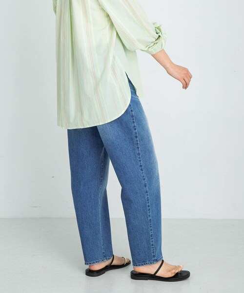 URBAN RESEARCH Sonny Label（アーバンリサーチサニーレーベル）の「『34サイズ/低身長向けも展開』ワイドテーパードデニム（デニムパンツ・レディース・ミッドブルー/ホワイト・34/36/38）」の22枚目の写真