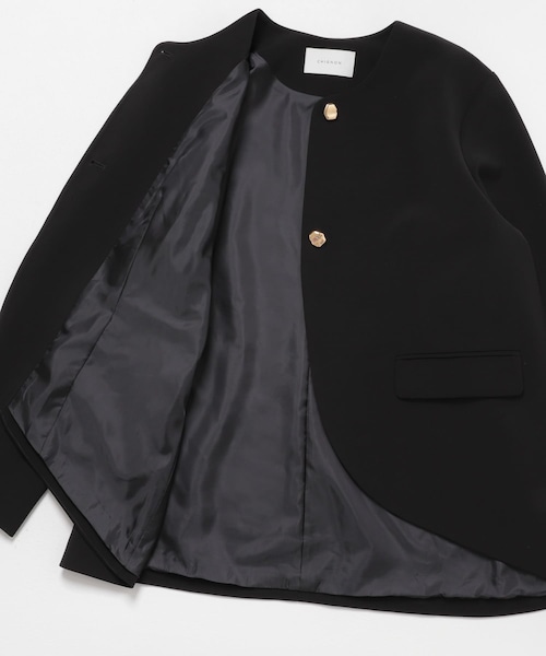 URBAN RESEARCH ROSSO（アーバンリサーチロッソ）の「『別注』CHIGNON×ROSSO　ラウンドヘムジャケット（その他アウター・レディース・OWHITE/BLACK・Free）」の22枚目の写真