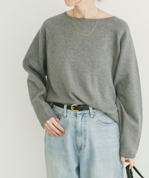 ITEMS URBANRESEARCH（アイテムズ アーバンリサーチ）の「『洗濯可』クルーネックラグランニット（ニット/セーター・レディース・GRY/L.PNK/NVY/BEG/RED・Free）」の8枚目の写真
