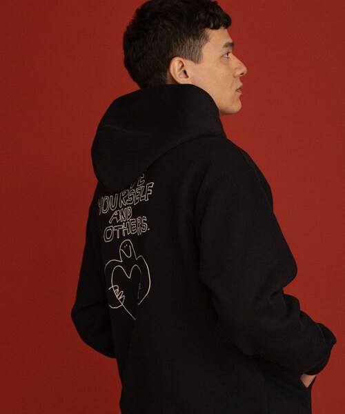 URBAN RESEARCH Sonny Label（アーバンリサーチサニーレーベル）の「オガワナツミ コラボスウェットフーディー（パーカー・メンズ・グレー/ブラウン/ブラック・M/L）」の11枚目の写真