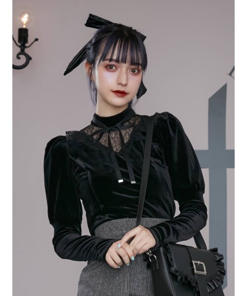 ジュリエットスリーブベロアTOPの15枚目の写真