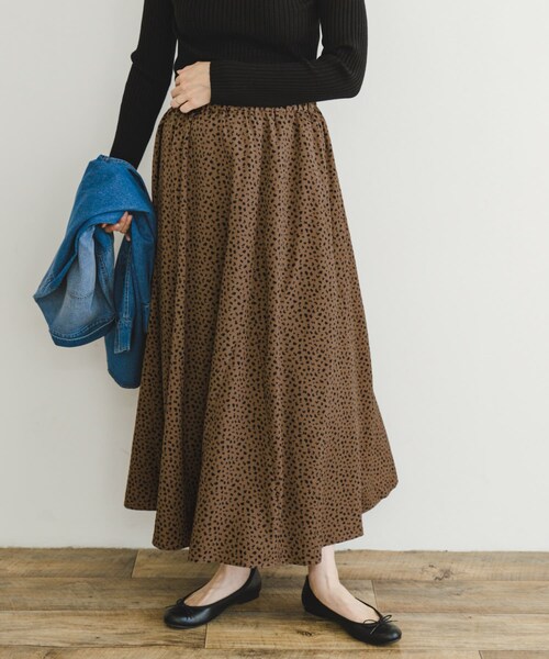 ITEMS URBANRESEARCH（アイテムズ アーバンリサーチ）の「ガラロングスカート（スカート・レディース・BLK/BRN・FREE）」の12枚目の写真
