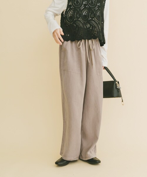 ITEMS URBANRESEARCH（アイテムズ アーバンリサーチ）の「リラクシーイージーパンツ（その他パンツ・レディース・CHA/M.GRY/BRN・Free）」の16枚目の写真