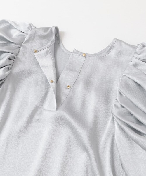 URBAN RESEARCH ROSSO（アーバンリサーチロッソ）の「Mewl　ボリュームパフスリーブブラウス（シャツ/ブラウス・レディース・WHITE/LGRAY・FREE）」の11枚目の写真
