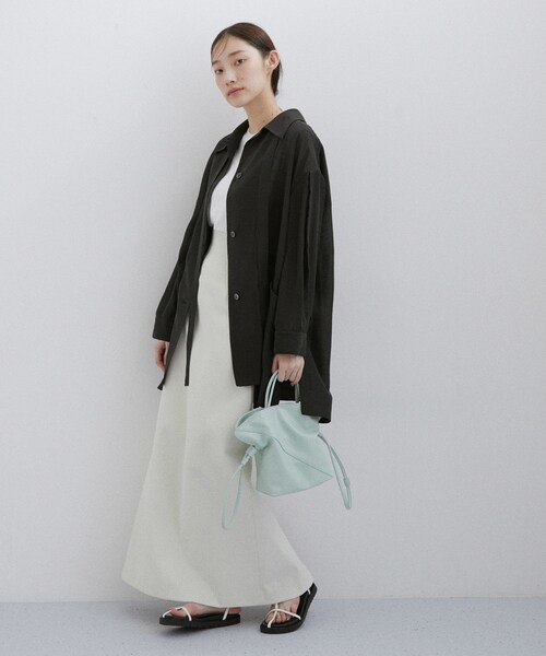 ADAM ET ROPE'（アダムエロペ）の「セルロースリネンオーバーシャツ（シャツ/ブラウス・レディース・ブラック/サックス/クリーム/ホワイト系・F）」の10枚目の写真