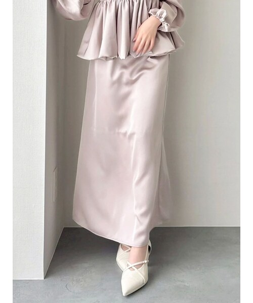 dazzlin（ダズリン）の「サテンナロースリットスカート（スカート・レディース・アイボリー/チャコールグレー/ピンク/ミックス・S/M）」の12枚目の写真