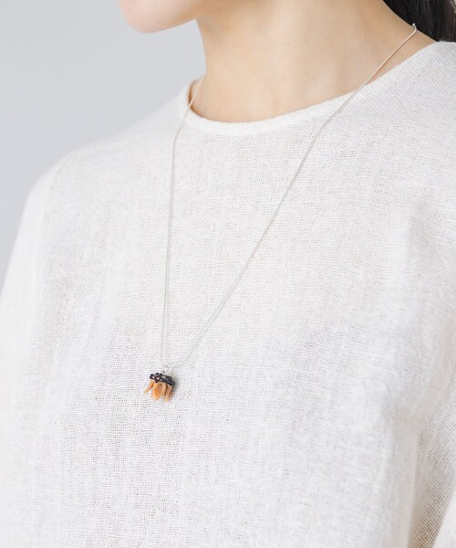 かぐれ（カグレ）の「Sisi Joia　KNOS NECKLACE（ネックレス・レディース・BEIGEBLACK・One）」の3枚目の写真