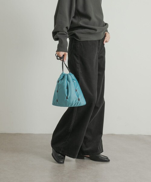 URBAN RESEARCH DOORS（アーバンリサーチドアーズ）の「『別注』Lee×DOORS　コーデュロイパンツ（その他パンツ・レディース・アイボリー/チャコール/パープル・S/M）」の21枚目の写真