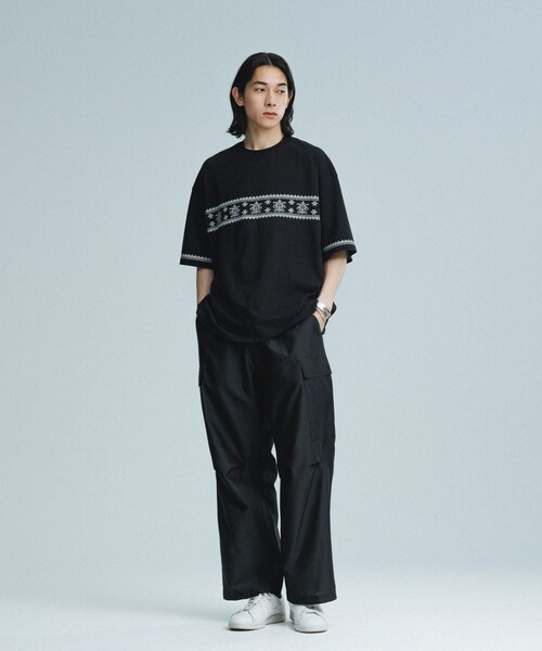 ADAM ET ROPE'（アダムエロペ）の「クロスステッチ ボックスシルエット Tシャツ（Tシャツ/カットソー・メンズ・ブラック/ホワイト・L/M）」の15枚目の写真