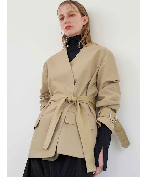 ELENDEEK（エレンディーク）の「NO COLLAR NYRON JK（ナイロンジャケット・レディース・ネイビー/ベージュ・01/02）」の3枚目の写真