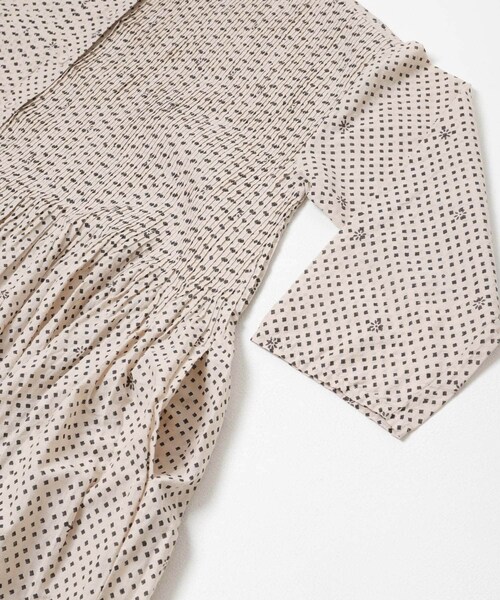 かぐれ（カグレ）の「maison de soil　BLOCK PRINT SHIRTS DRESS（ワンピース・レディース・LT BEIGE・2）」の17枚目の写真
