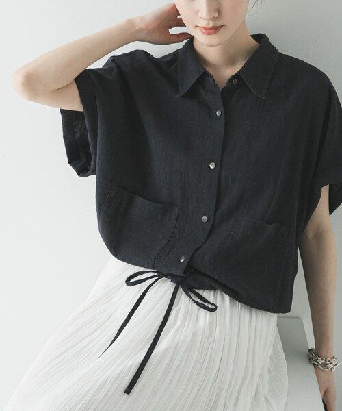 URBAN RESEARCH(アーバンリサーチ)の「ラミーレーヨンハーフスリーブシャツ(シャツ/ブラウス・レディース・NAVY/YEL BEIGE/WHITE・Free)」の22枚目の写真