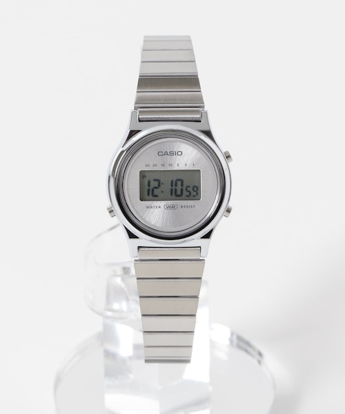 URBAN RESEARCH DOORS(アーバンリサーチドアーズ)の「CASIO サークルメタルウォッチ(アナログ腕時計・レディース・シルバー/ピンクゴールド・-)」の1枚目の写真