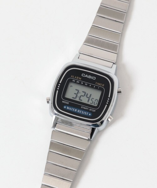 URBAN RESEARCH DOORS(アーバンリサーチドアーズ)の「CASIO メタルスクエアデジタルウォッチ(アナログ腕時計・レディース・ブラック・-)」の5枚目の写真