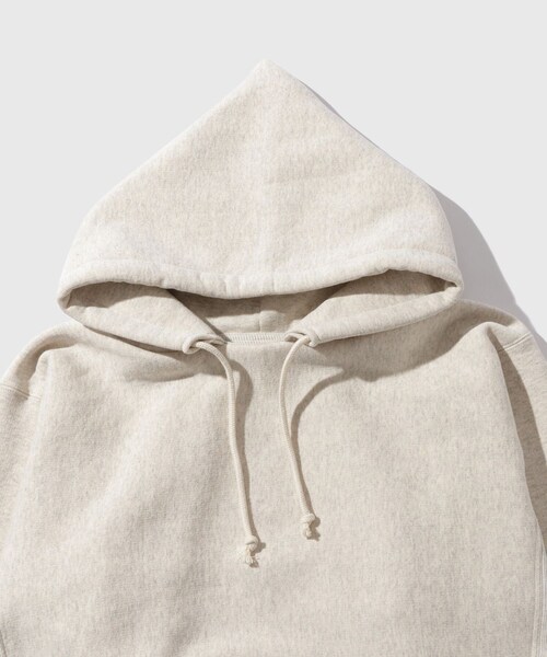 ADAM ET ROPE'（アダムエロペ）の「【Champion/チャンピオン】REVERSE WEAVE PULLOVER AFTER HOODED（パーカー・メンズ・ライトグレー・L/M/XL）」の5枚目の写真