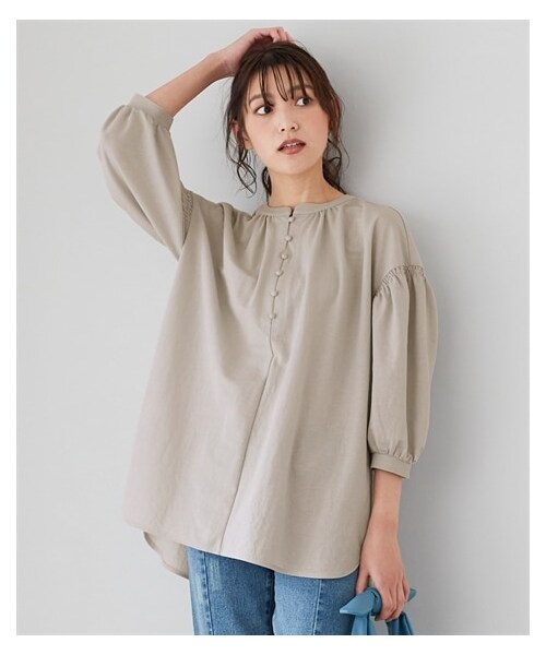 nissen（ニッセン）の「大きいサイズ 美ラクRUタッチくるみボタンデザインチュニック（接触冷感・UVカット）（チュニック・レディース・モスカーキ/ラズベリー/グレージュ/黒/パープル/マホガニーレッド/アイスグレー/グレイッシュミント/チャコールグレー・L/LL/3L/4L/5L/6L/8L/10L）」の21枚目の写真