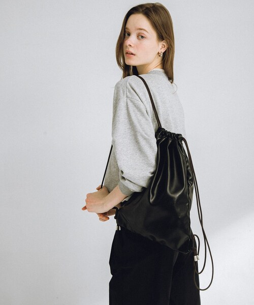 URBAN RESEARCH Sonny Label（アーバンリサーチサニーレーベル）の「エンボスロゴナップサック（バックパック/リュック・レディース・ブラック/アイボリー・one）」の17枚目の写真