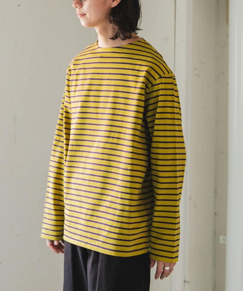 URBAN RESEARCH DOORS(アーバンリサーチドアーズ)の「FORK&SPOON ボートネックボーダー(Tシャツ/カットソー・メンズ・BRN×PNK/GRN×TUQ/YEL×PPL・4/5)」の3枚目の写真