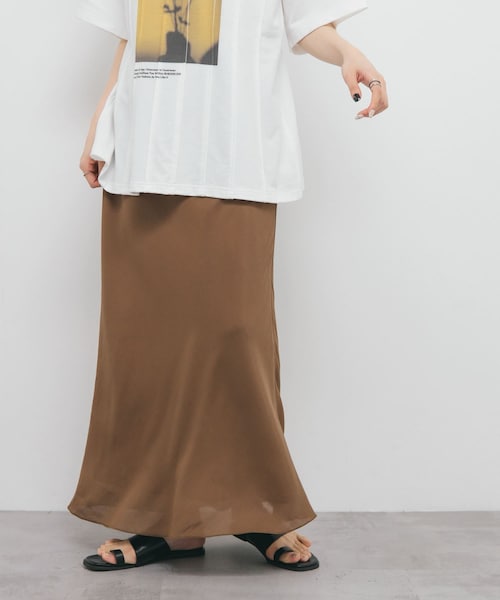 KBF（ケイビーエフ）の「シアーナロースカート（スカート・レディース・BLACK/YELLOW BEG/BROWN・one）」の4枚目の写真