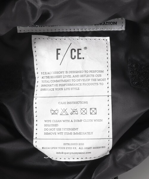 THE GOODLAND MARKET（ザグッドランドマーケット）の「F/CE.　re/cor TACTICAL 2WAY DRAWSTRING（ショルダーバッグ・レディース・Black/Gray・FREE）」の10枚目の写真