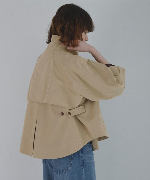 URBAN RESEARCH Sonny Label（アーバンリサーチサニーレーベル）の「撥水バックフレアスタンドカラーコート（テーラードジャケット・レディース・カーキ/ベージュ/チャコール・Free）」の22枚目の写真