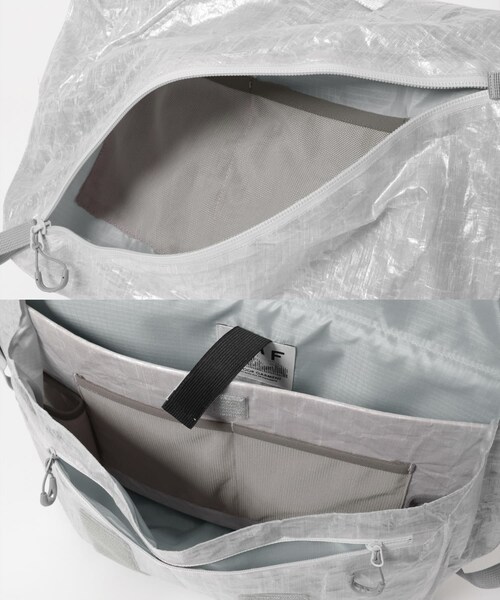 EKAL(エカル)の「CMF OUTDOOR GARMENT MESSENGER BAG DYNEEMA(メッセンジャーバッグ・メンズ・GRAY/WHITE・One)」の9枚目の写真
