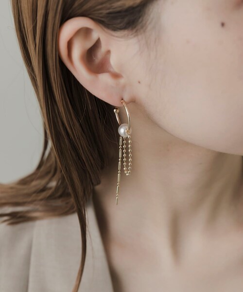SMELLY（スメリー）の「チェーンコンビアシンメトリーピアス（ピアス（両耳用）・レディース・SLV/GLD・-）」の13枚目の写真